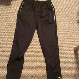 Black Diadora sweatpants L